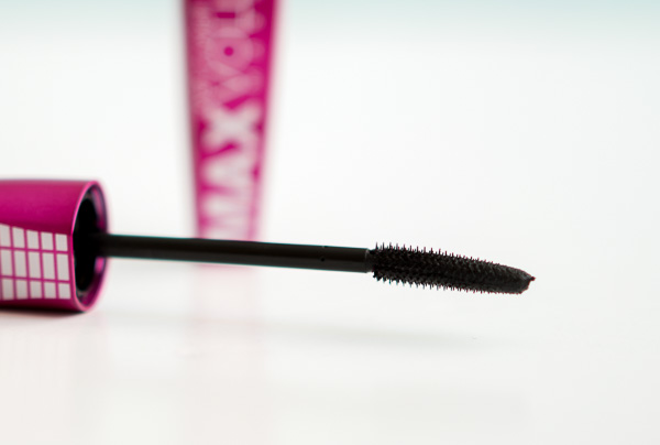 MAX VOLUME PLUS MASCARA