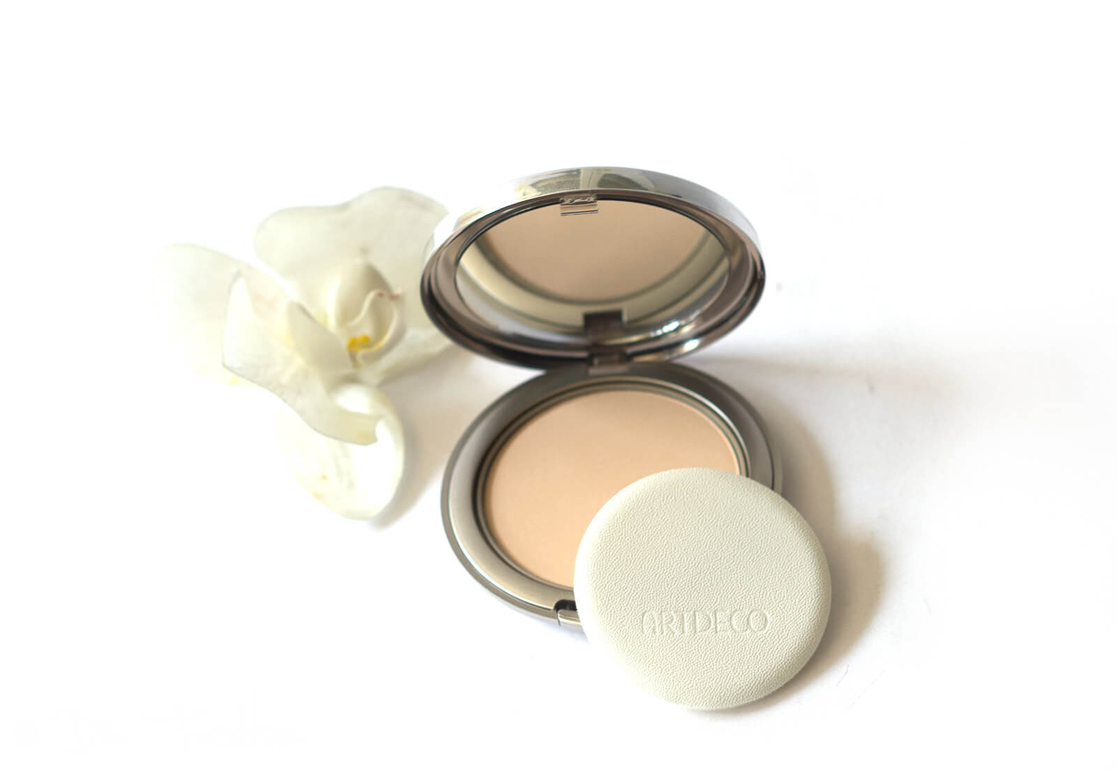 Wunderschönes und haltbares Sommer-Make-up mit Artdeco 25