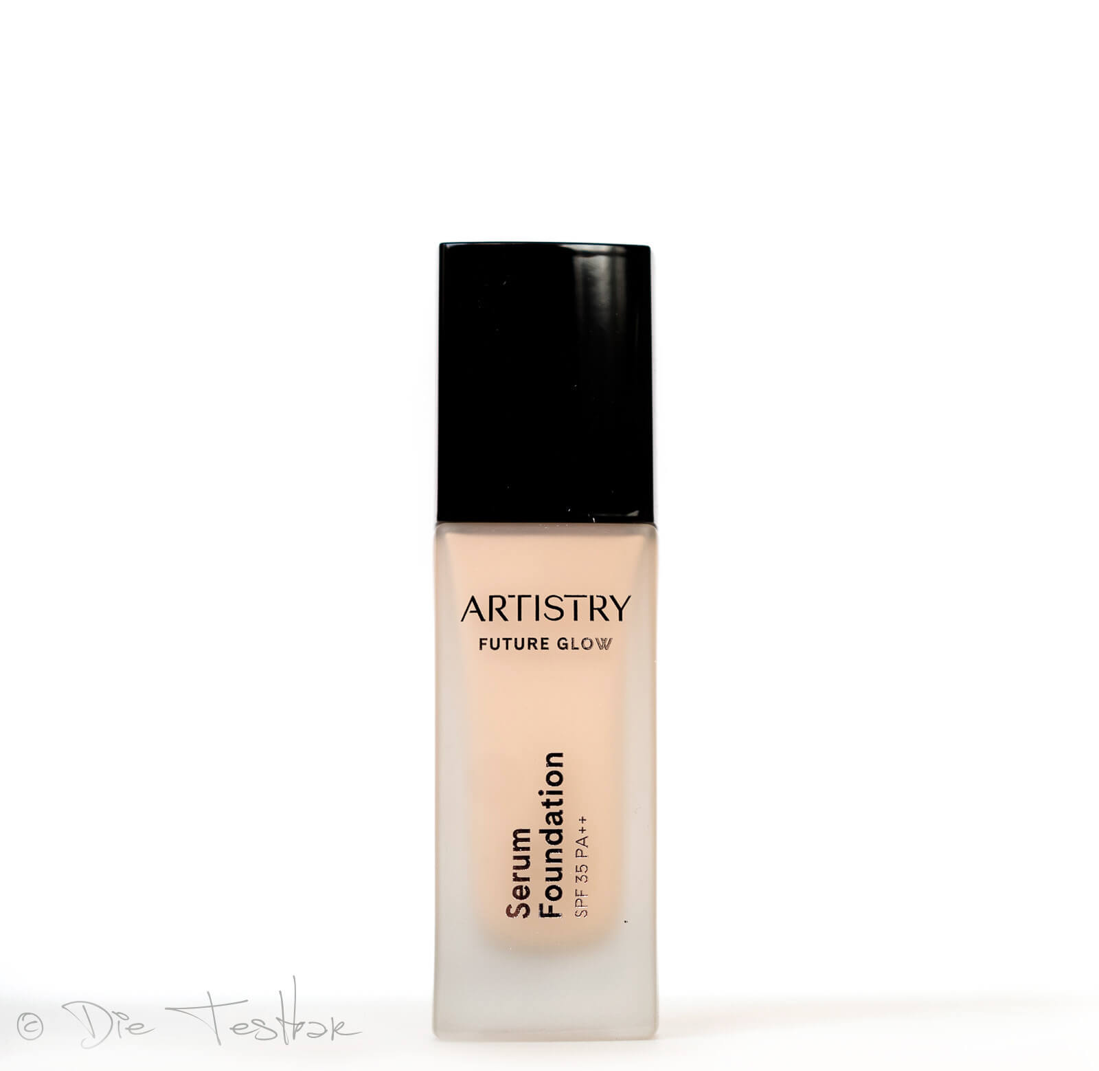 Review - Artistry Future Glow Serum Foundation