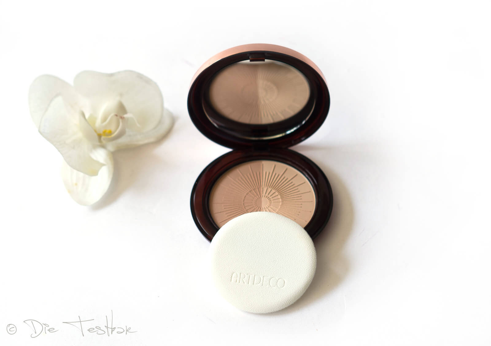 Wunderschönes und haltbares Sommer-Make-up mit Artdeco 36
