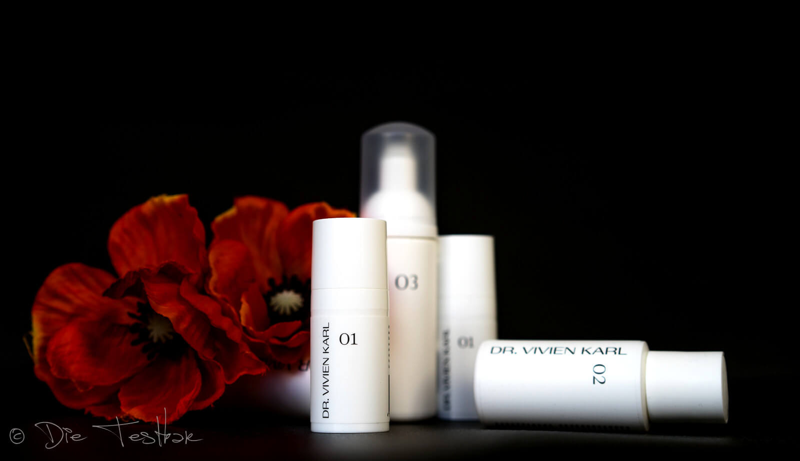 Natürliche, hochwertige und wissenschaftsbasierte Intimpflege - Wirkstoffkosmetik der Apothekerin Dr. Vivien Karl
