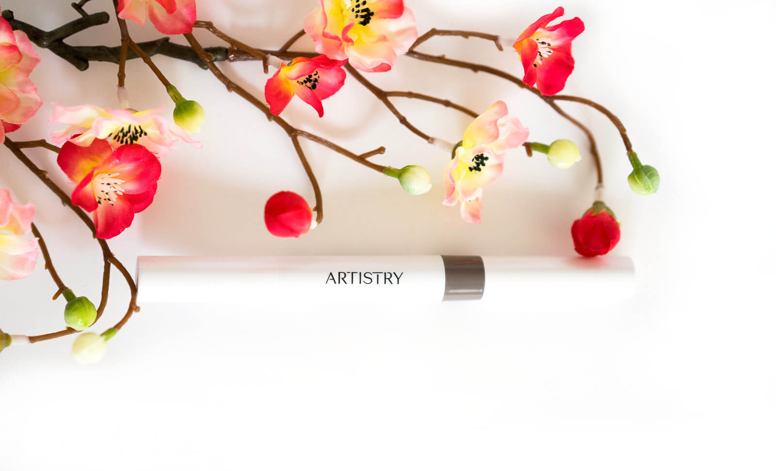 Review - Artistry Future Glow Serum Foundation und Go Vibrant Eye Collection 23
