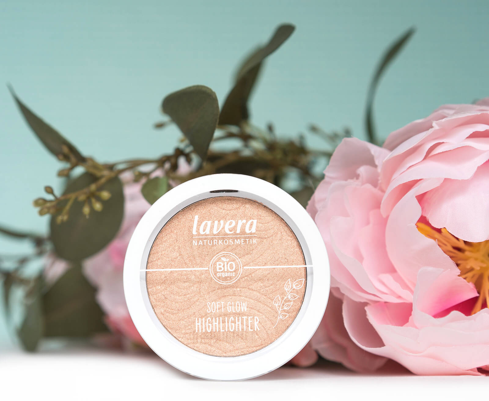 lavera Soft Glow Highlighter