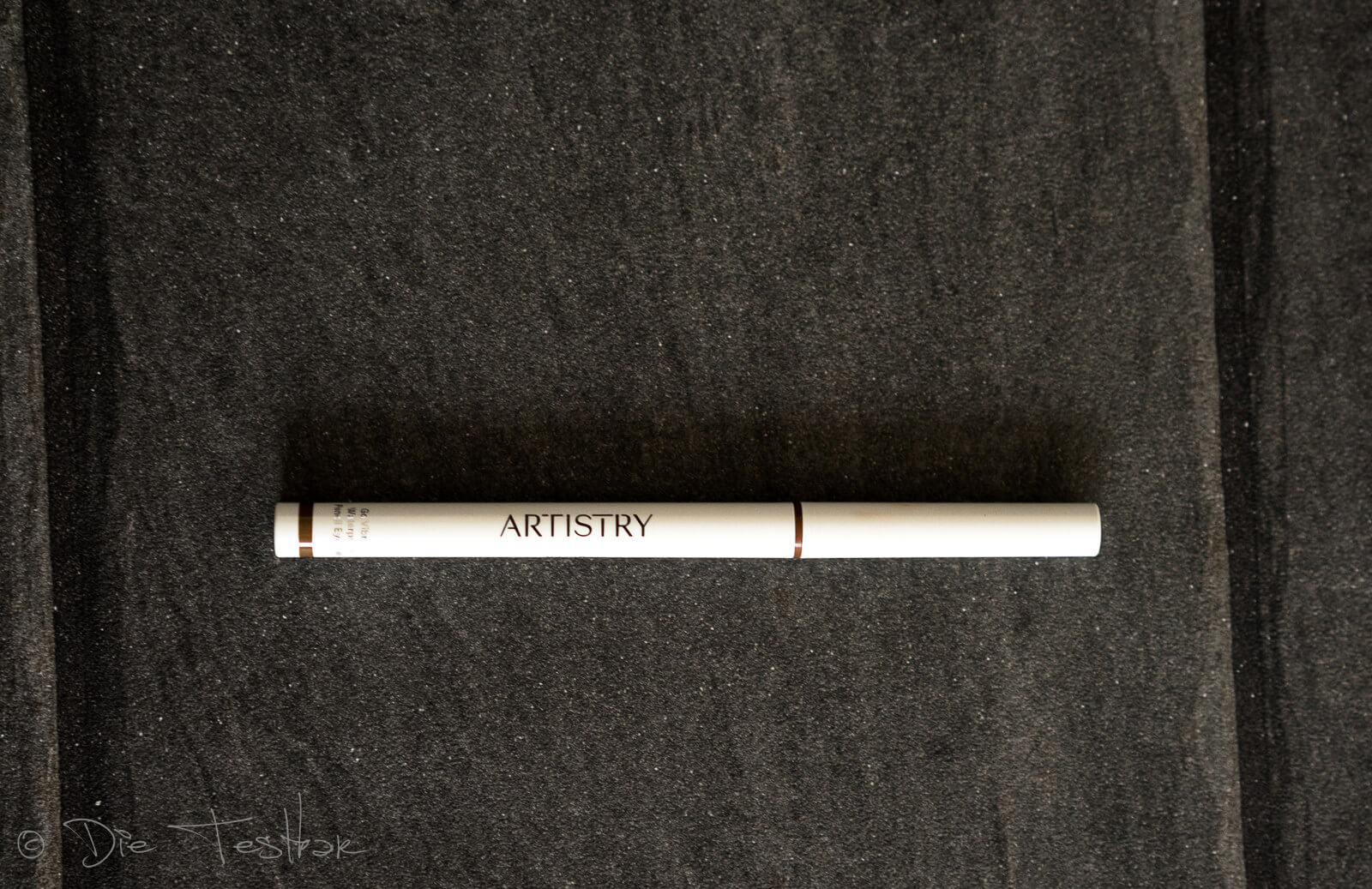 Review - Artistry Go Vibrant™ Wasserfester Augenkonturenstift