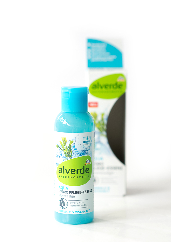 alverde NATURKOSMETIK - alverde - Aqua Hydro Pflege-Essenz Meeresalge