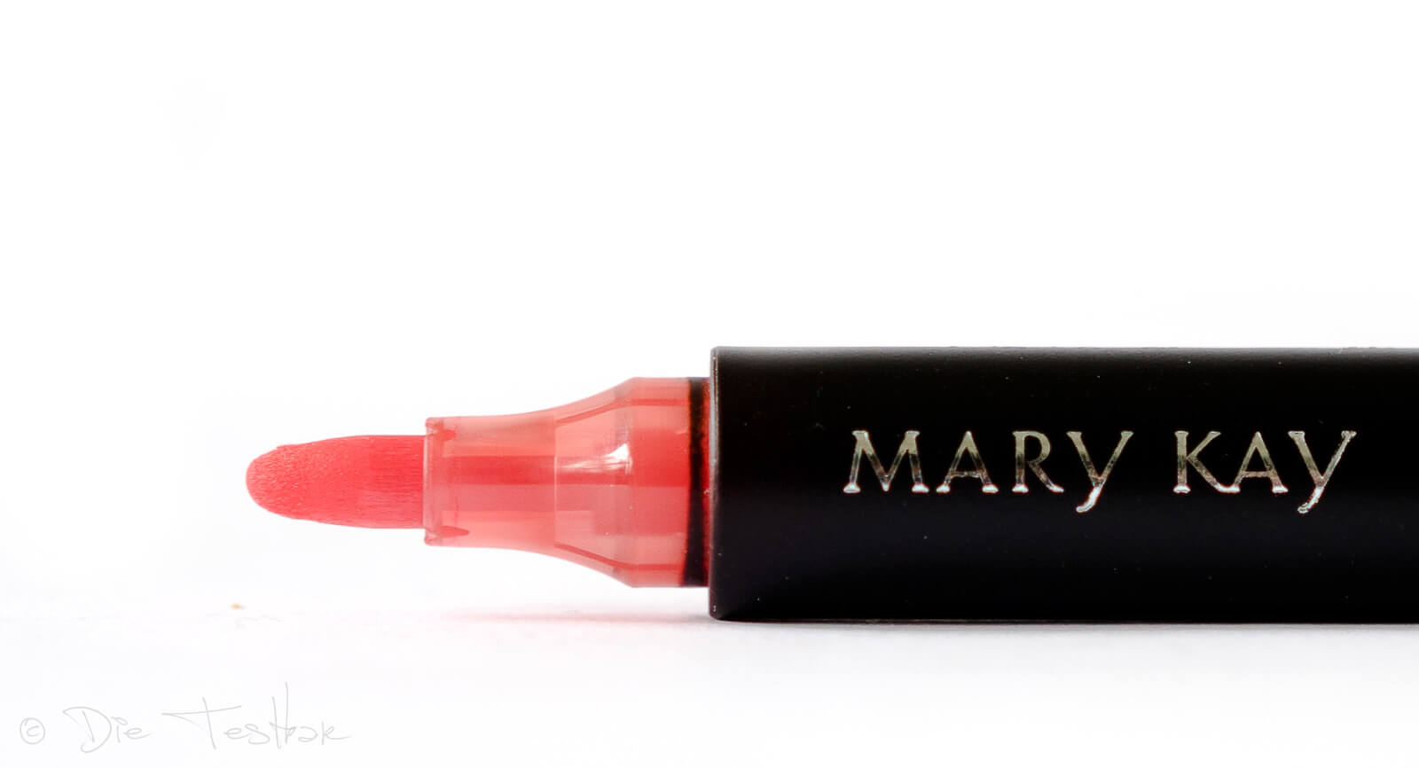 Gel Semi-Matte Lipstick und Limitierte Lip Tint von Mary Kay 1