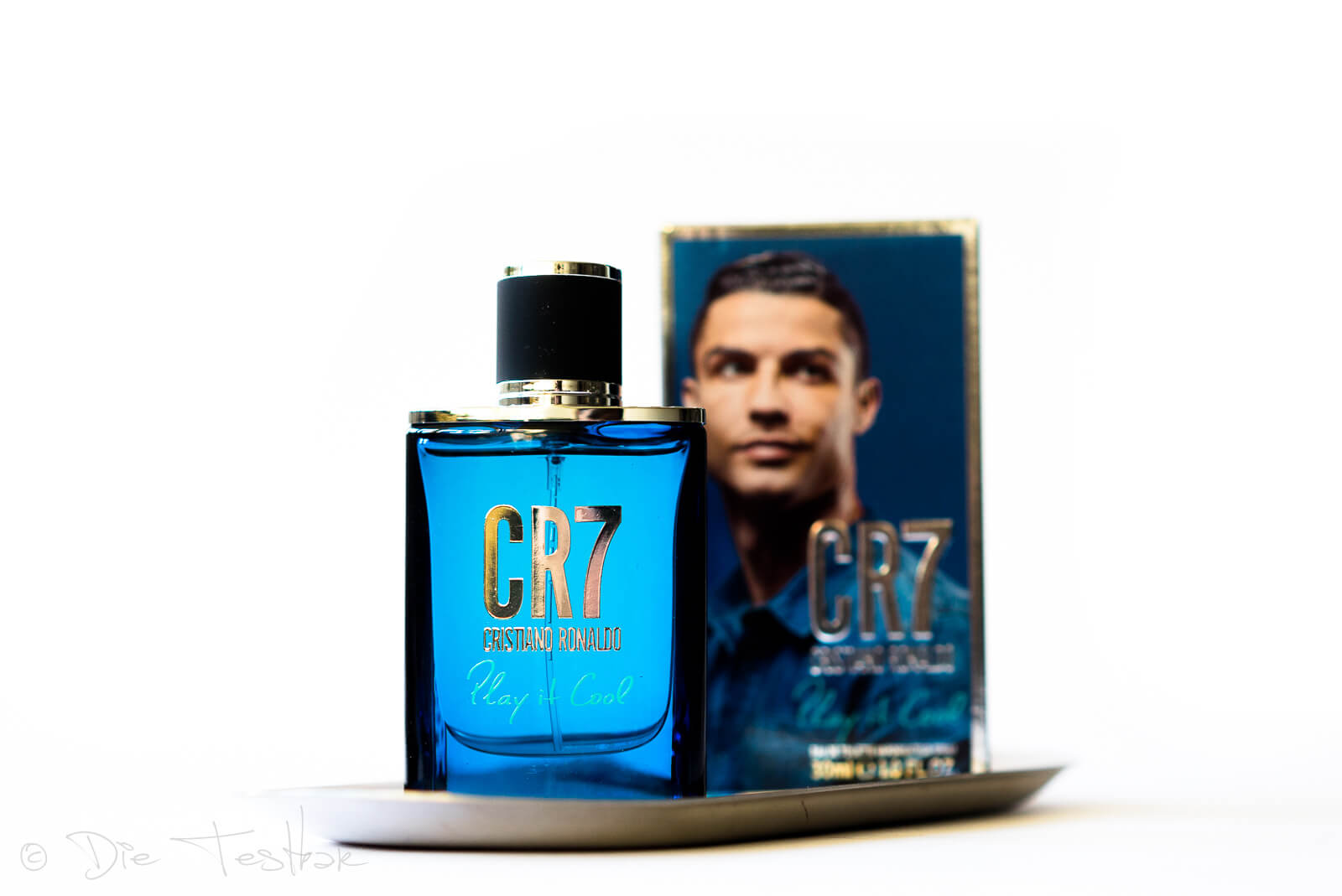 Gewinnspiel - Cristiano Ronaldo Play it Cool Eau de Toilette für Herren zu gewinnen