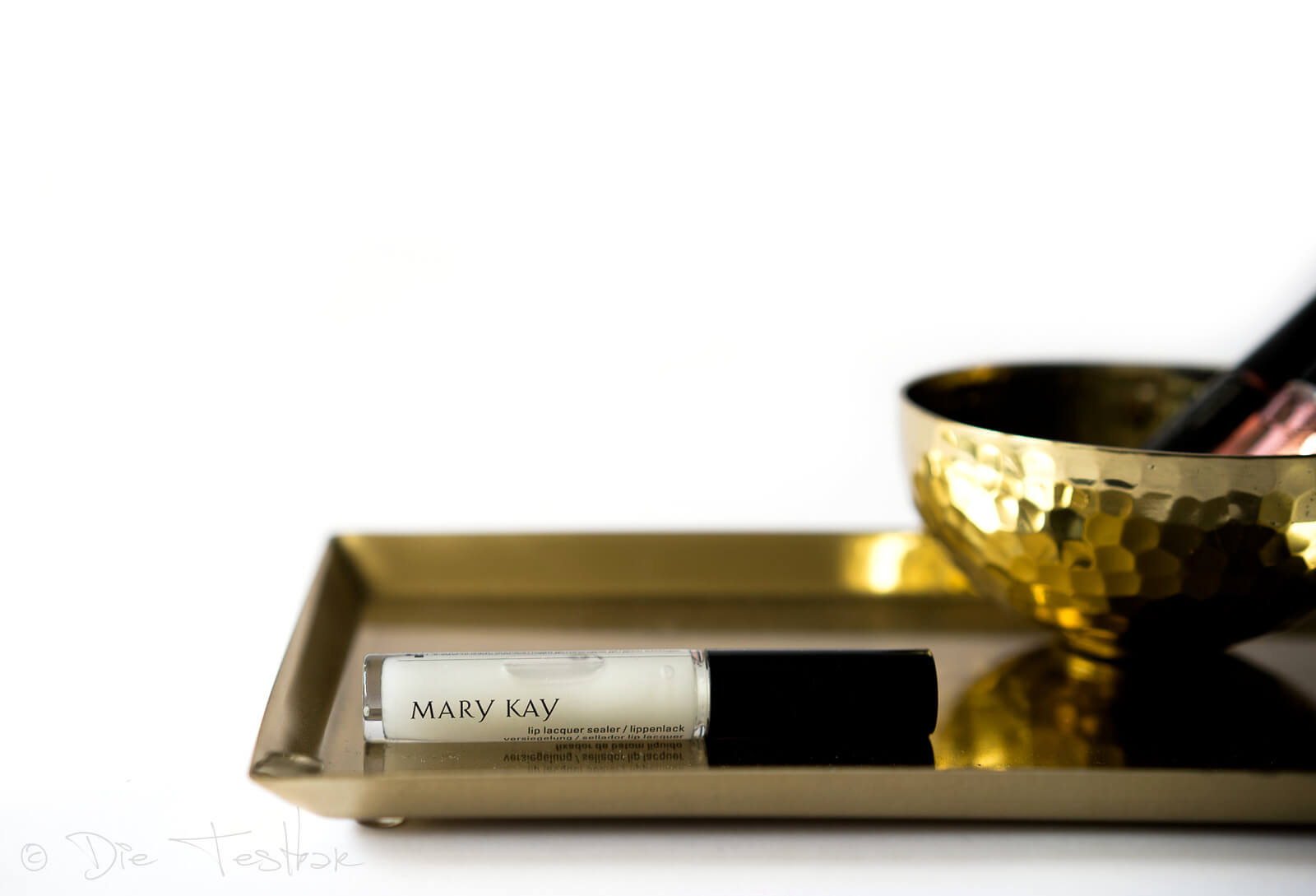 Mary Kay® Lip Lacquer Sealer