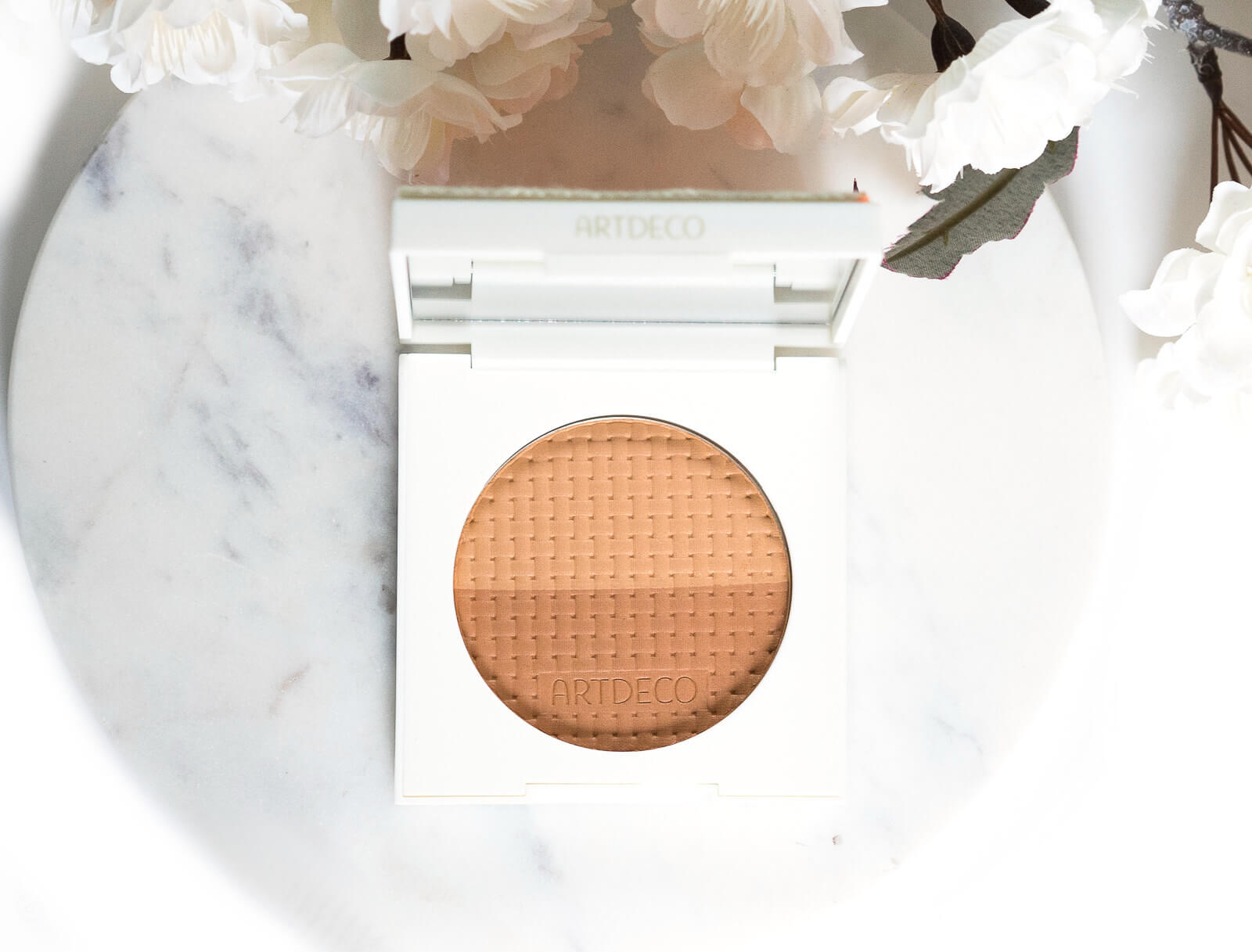 Review - Golden breeze on the French Riviera - Bronzing-Kollektion von Artdeco 24