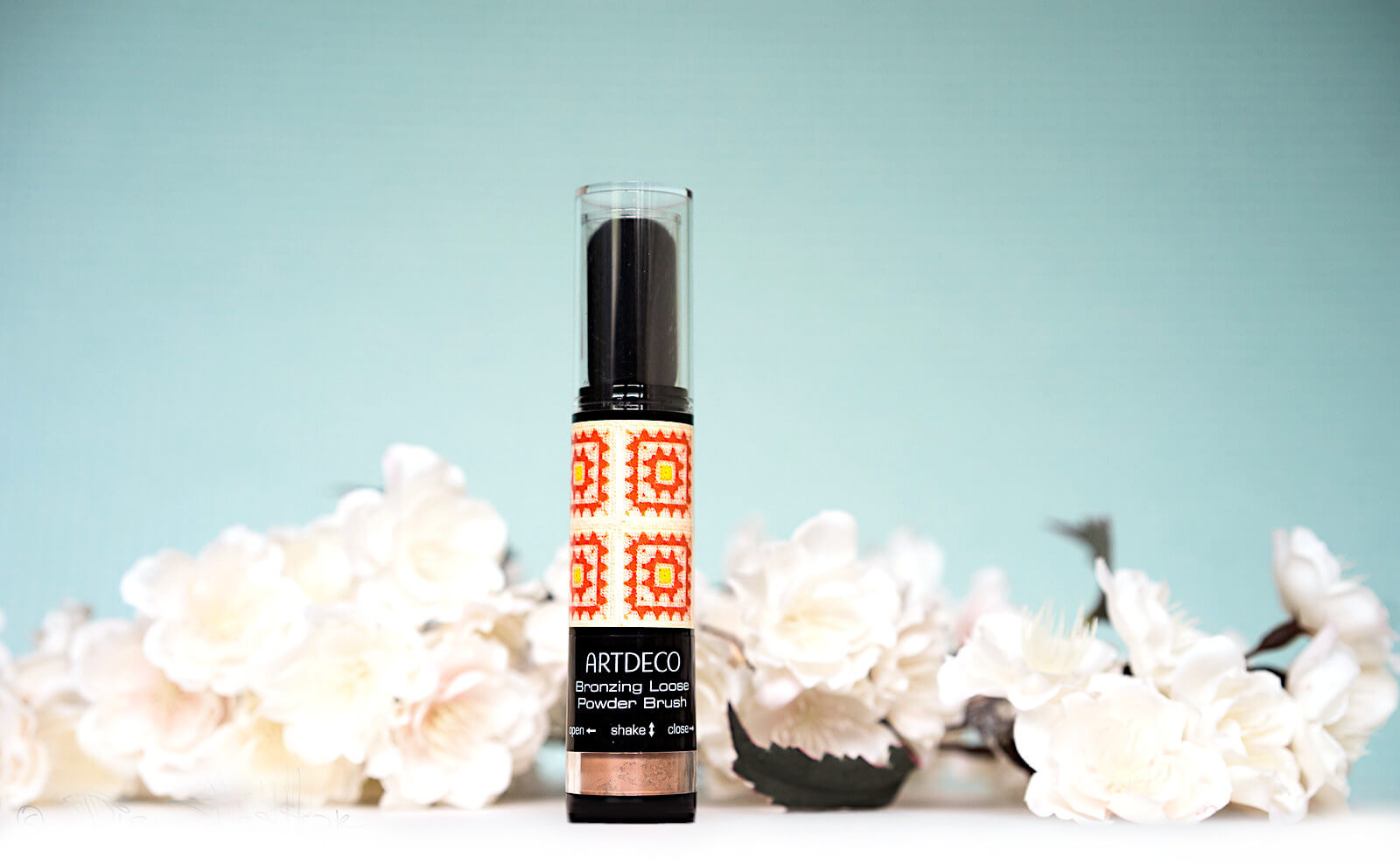 Review - Golden breeze on the French Riviera - Bronzing-Kollektion von Artdeco 47