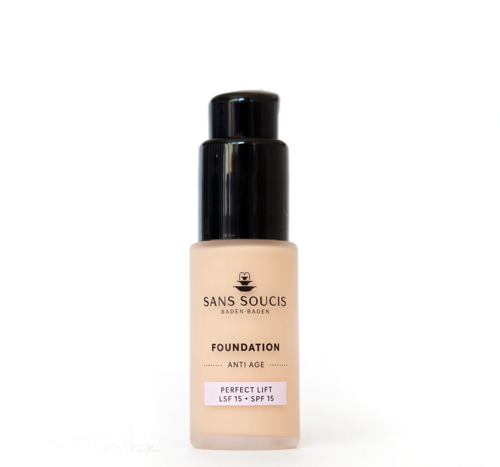 Review - SANS SOUCIS - Hybrid-Foundations - Multitalente - Color, Care und Lichtschutz 10