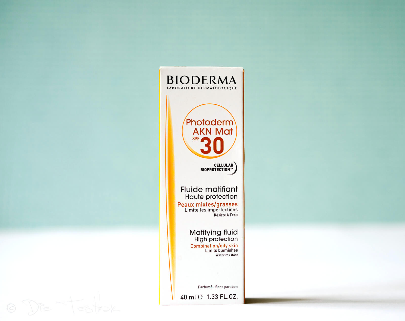 Photoderm AKN Mat - Mattierendes Sonnenfluid bei Unreinheiten SPF 30 von Bioderma