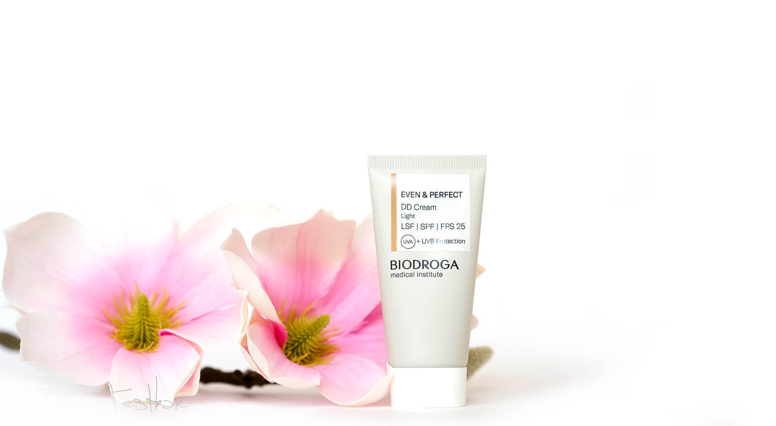 Review - BIODROGA Medical Institute - EVEN & PERFECT DD Cream - Light - LSF 25