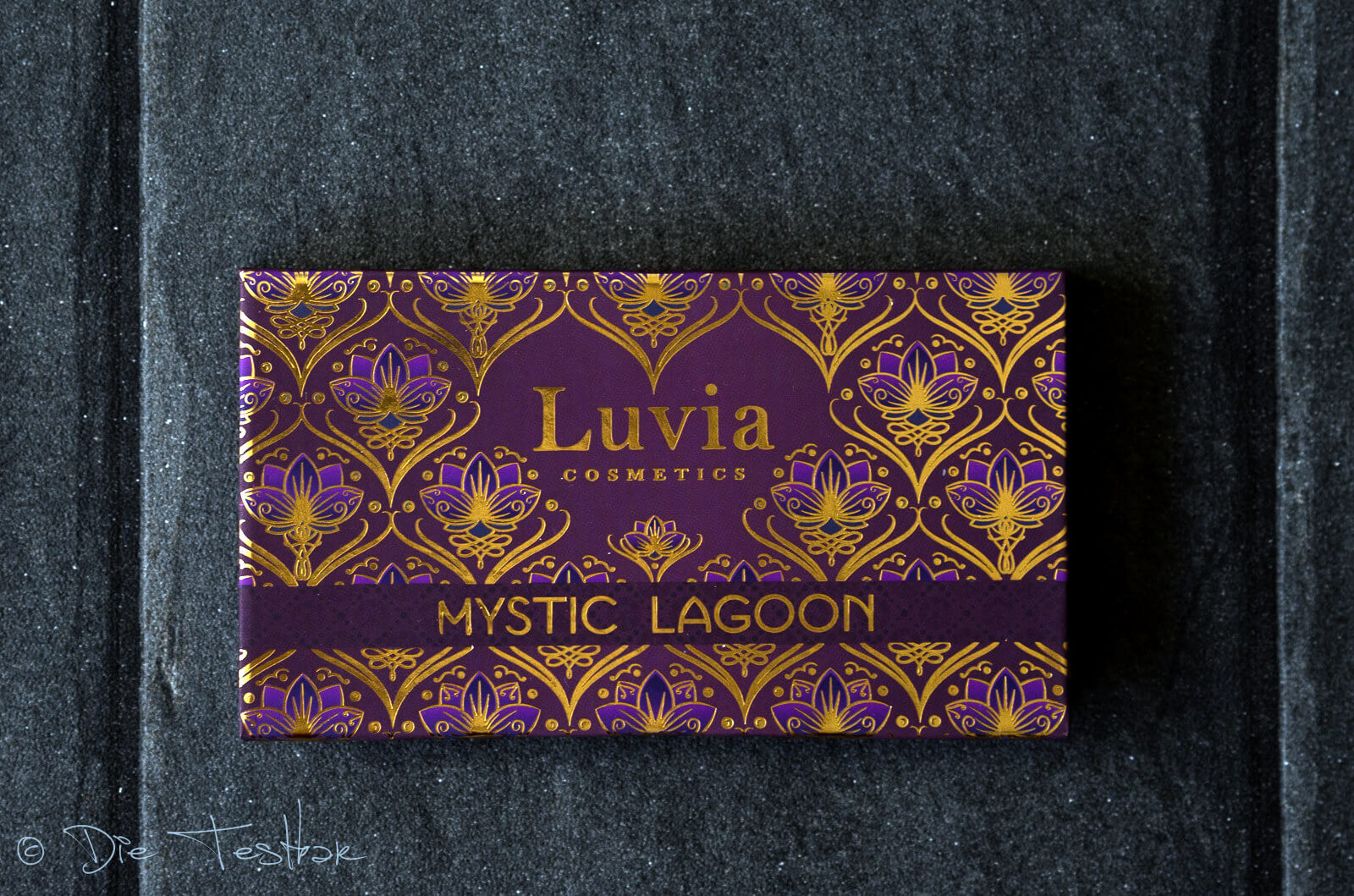 Luvia - Luxury Vegan Beauty - Kosmetische Pinsel und Schwämme - Pinselseife - Lidschatten-Paletten 73
