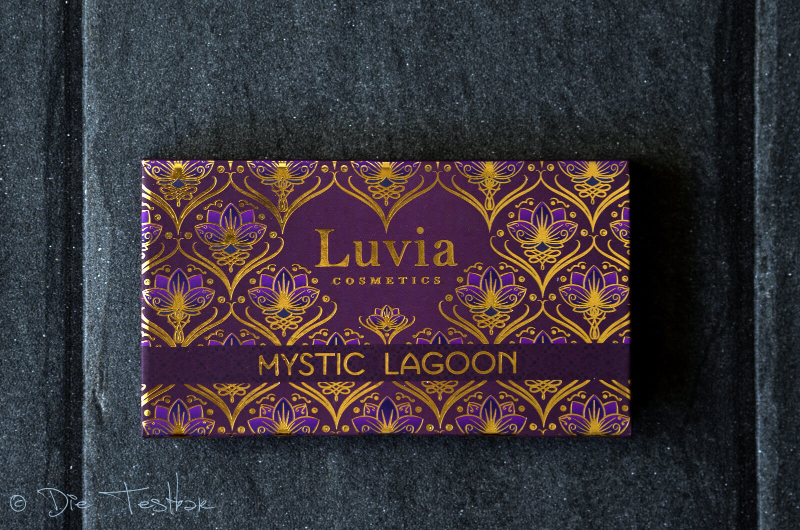 Luvia - Luxury Vegan Beauty - Kosmetische Pinsel und Schwämme - Pinselseife - Lidschatten-Paletten 73