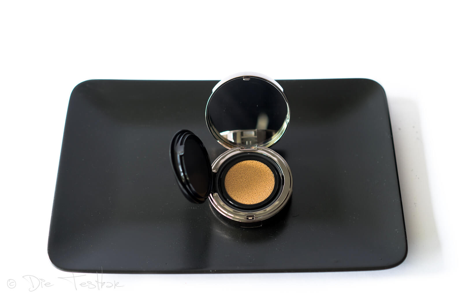 AGE ID Make-up - Face Make up - Cushion Foundation