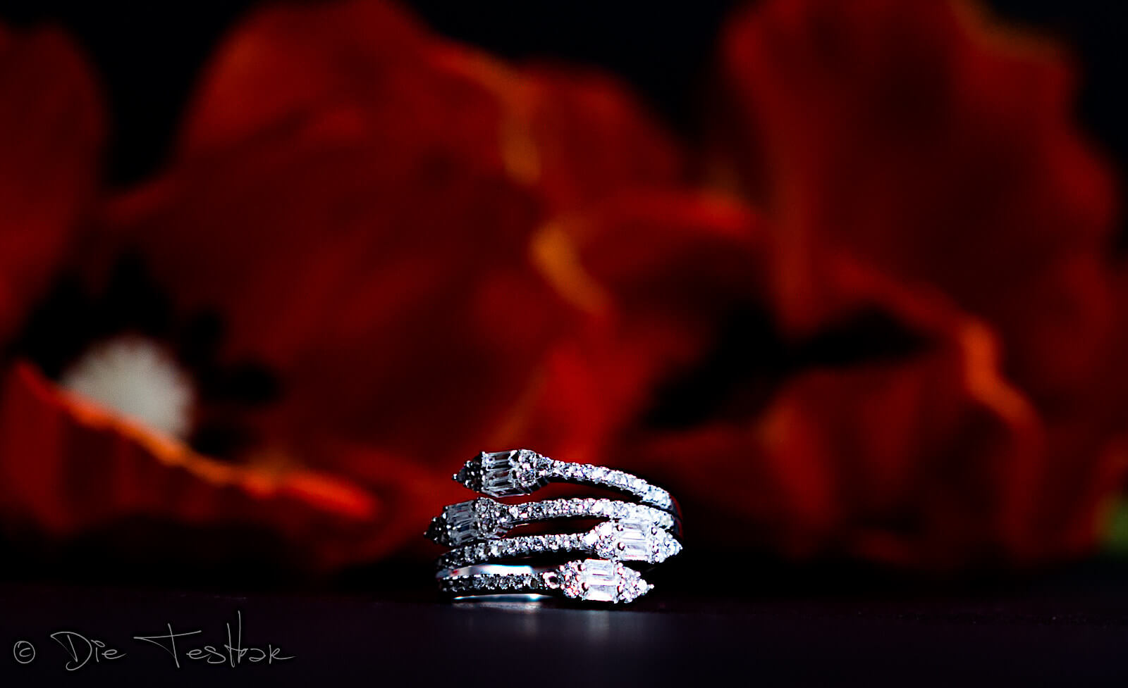 Mehrreihiger Ring mit Spitzen - in 925 SILBER mit Kristallen - von Treuheld