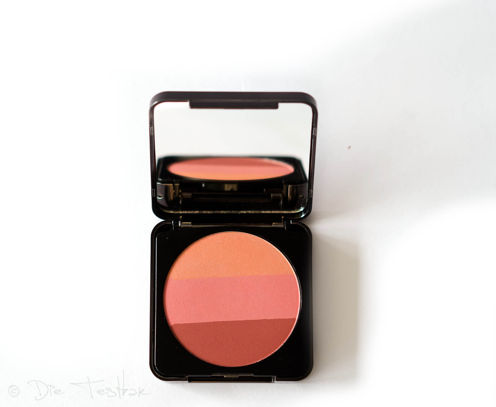 AGE ID Make-up - Face Make up - Tri-Colour Blush