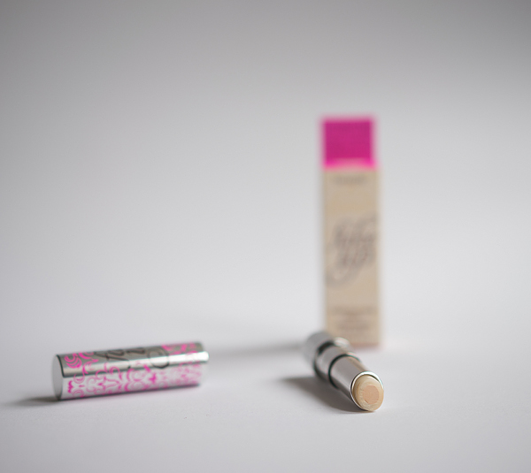 Make-up und Concealer von benefit- fakeup  Feuchtigkeitsspendender Concealer