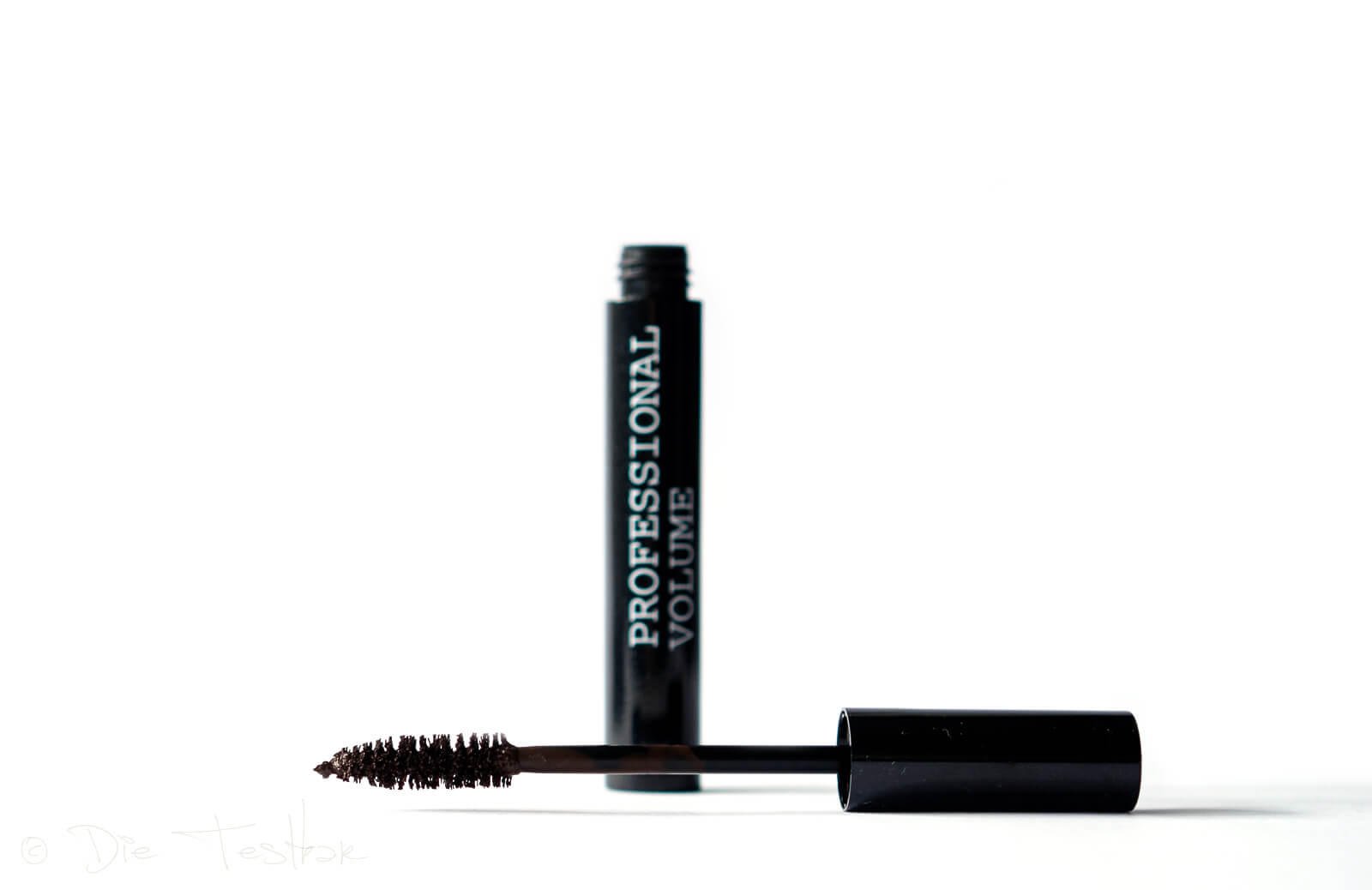 Professional Volume Mascara - Black Volcanic Minerals BRAUN von Korres