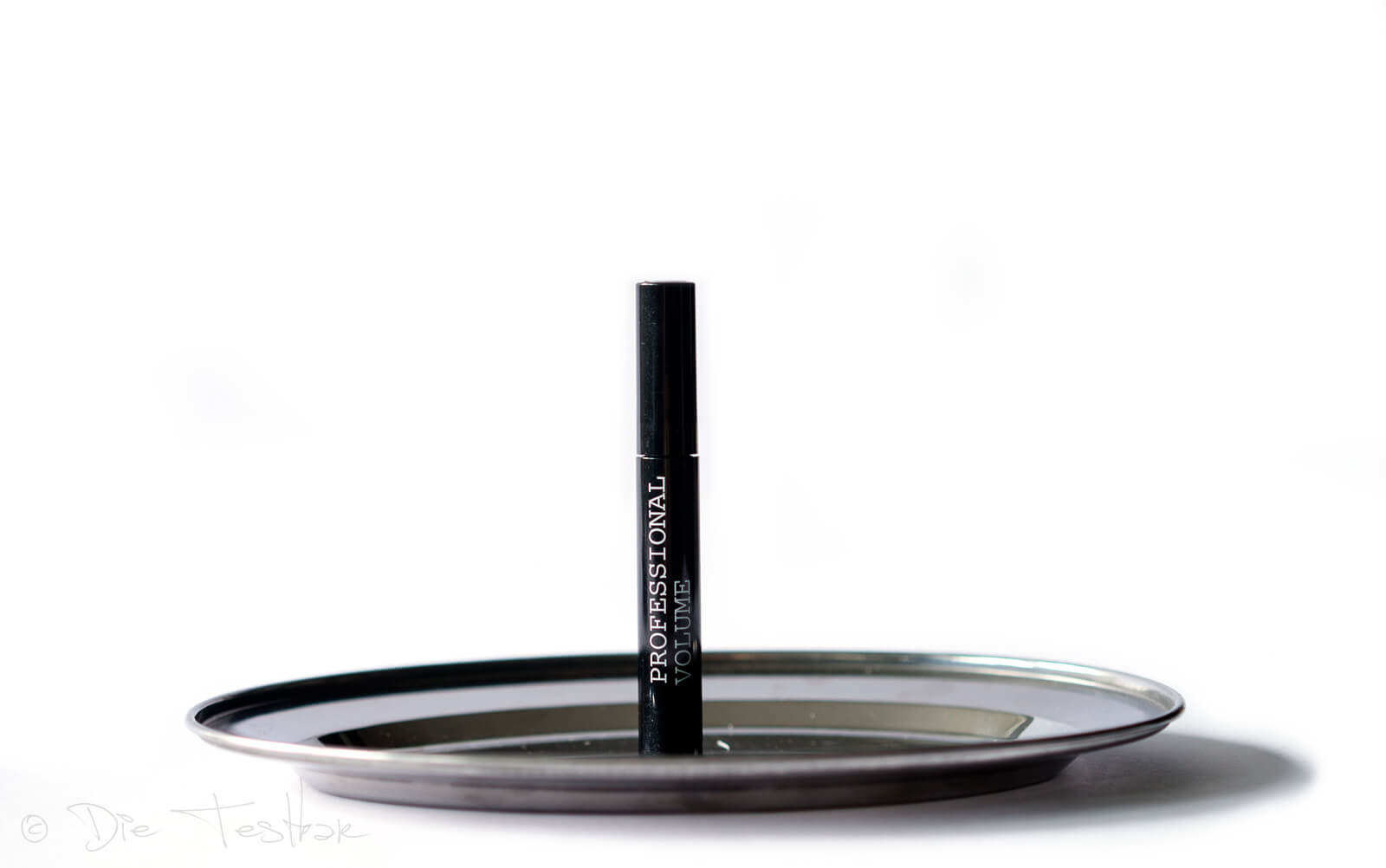 Professional Volume Mascara - Black Volcanic Minerals BRAUN von Korres