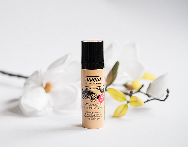 Natural Liquid Foundation