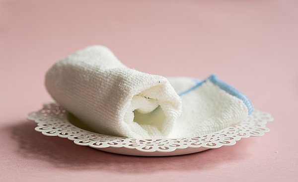 Antibakterielles Mikrofasertuch
