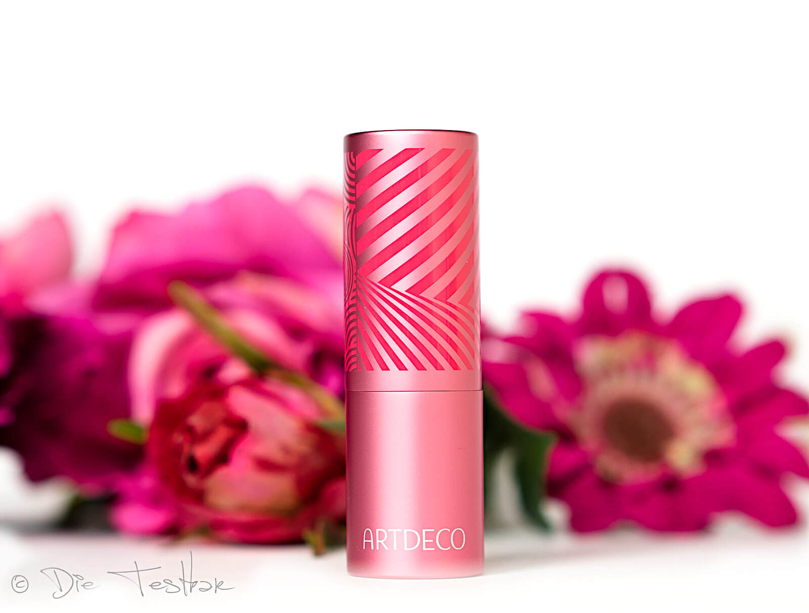 Geburtstags-Edition zum 40-jährigen Jubiläum – farbenfrohe Refill-Kollektion von Artdeco 26 ARTDECO Couture Lipstick Case
