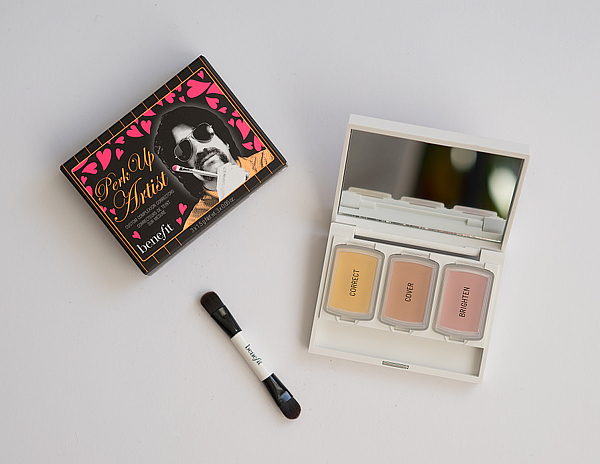 Dekorative Kosmetik und Duft von Benefit - perk up artist