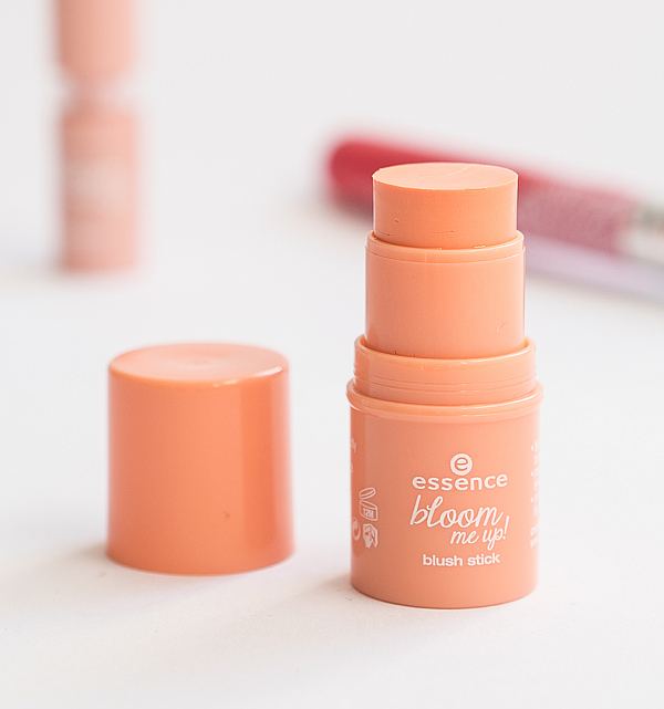 Essence - Bloom Me Up Limited Edition - bloom me up! - blush stick