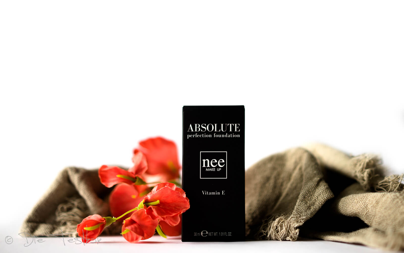 ABSOLUTE PERFECTION FOUNDATION von NEE MAKE UP MILANO