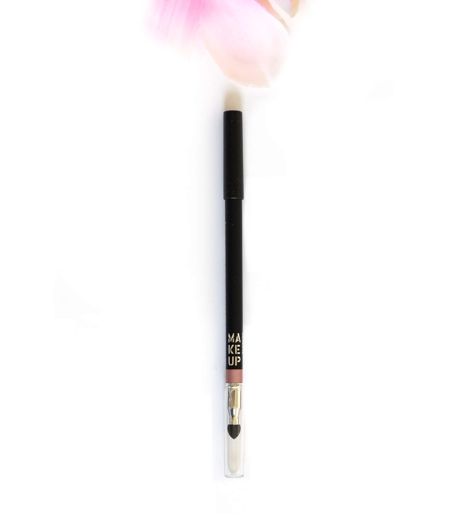 Review - Ein wunderschönes Make-up zaubern mit den Produkten von Make up Factory 38