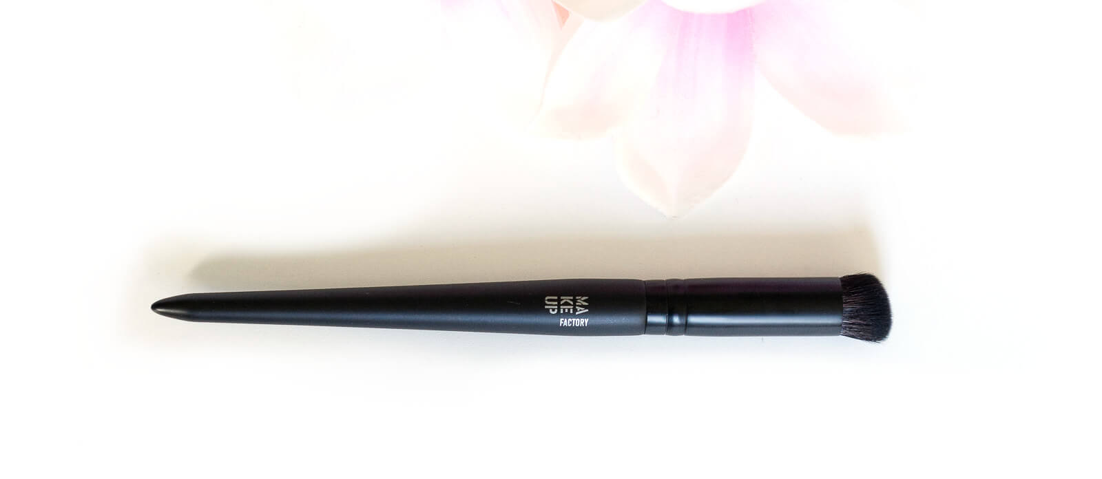 Review - Ein wunderschönes Make-up zaubern mit den Produkten von Make up Factory 74
