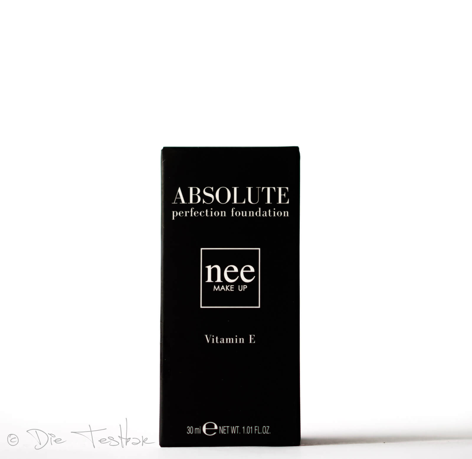ABSOLUTE PERFECTION FOUNDATION von NEE MAKE UP MILANO