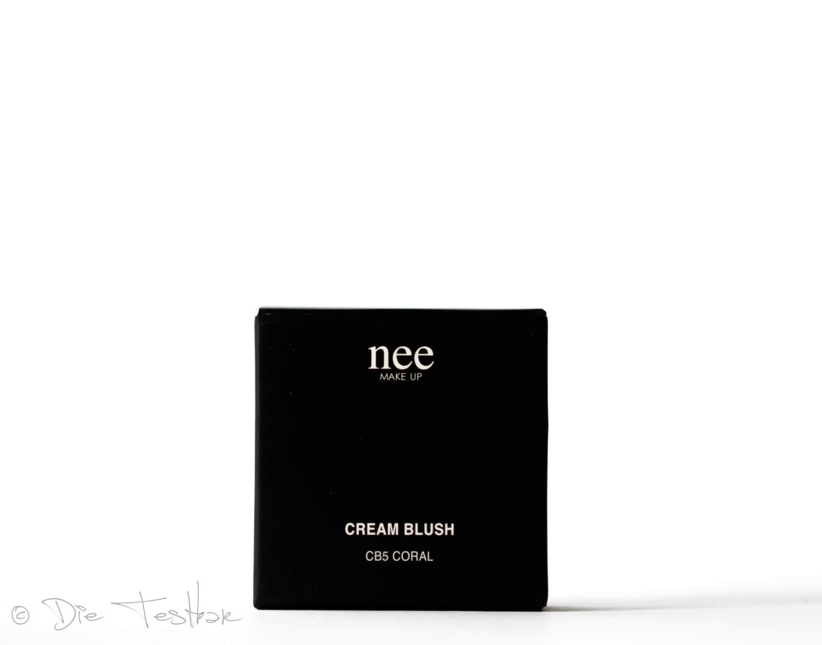 COMPACT BLUSH VITAMIN E von NEE MAKE UP MILANO