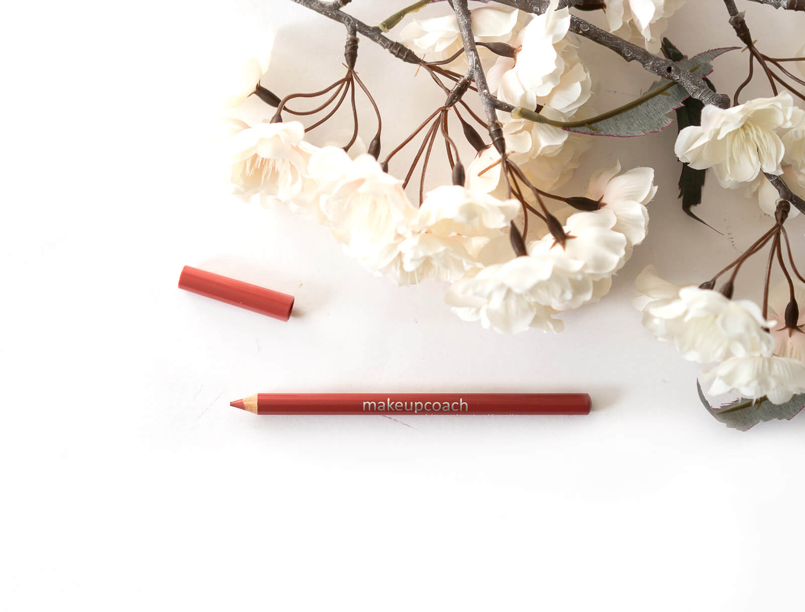 Für ein wunderschönes Augen- und Lippen-Make-up - Hochwertige Produkte von makeupcoach 43