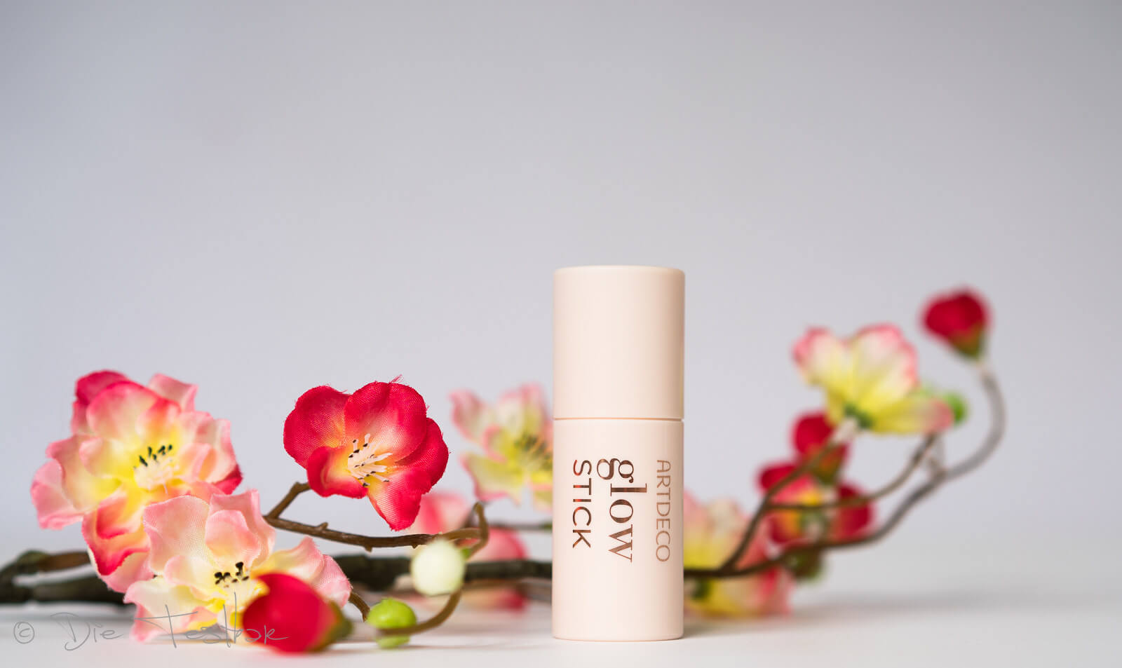 Sommerliche Leichtigkeit für unterwegs – Best of Summer-Kollektion – Beauty to go von Artdeco 34 Sommerliche Leichtigkeit für unterwegs – Best of Summer-Kollektion – Beauty to go von Artdeco 23