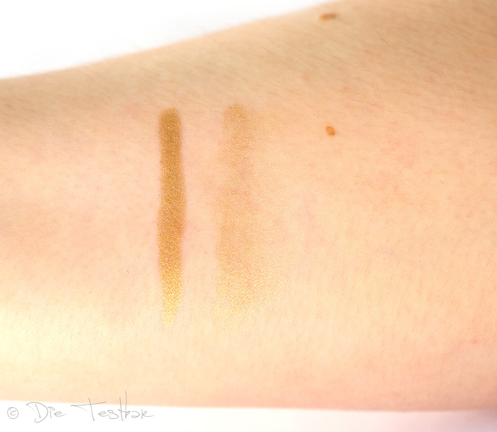 BABOR Eye Shadow Pencil in Gold