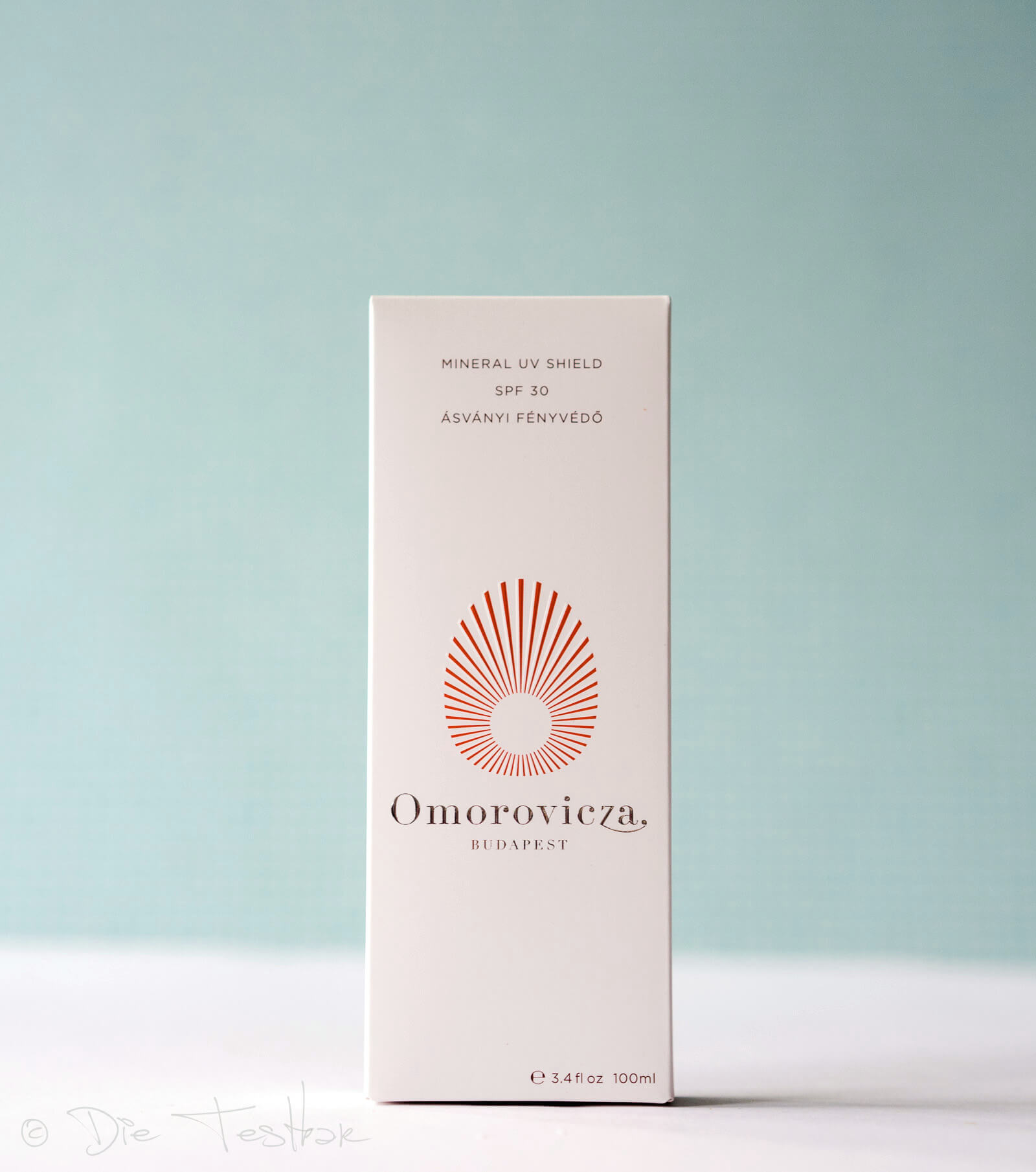 Sonnenschutzmittel auf Mineralien-Basis - Mineral UV Shield SPF30 von Omorovicza