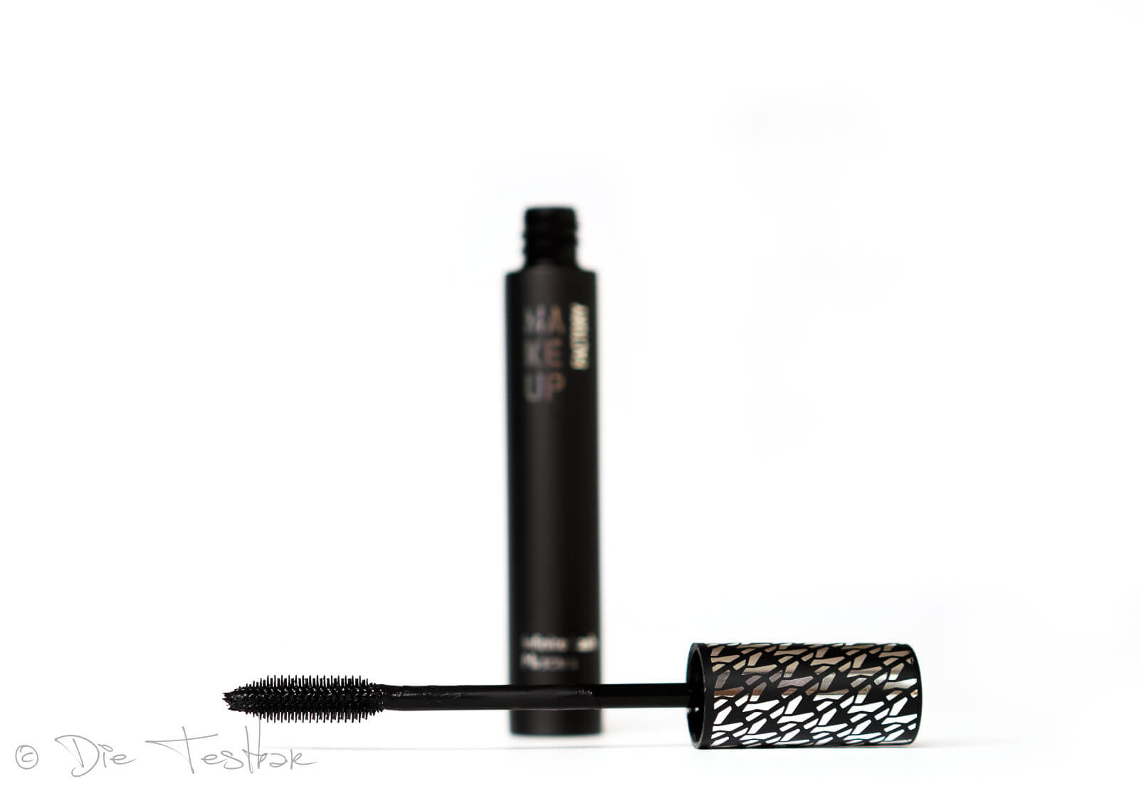 20th Birthdaykollektion - Trendlook Fall/Winter 2025 von Make up Factory 33 20th Birthdaykollektion - Trendlook Fall/Winter 2025 von Make up Factory 28