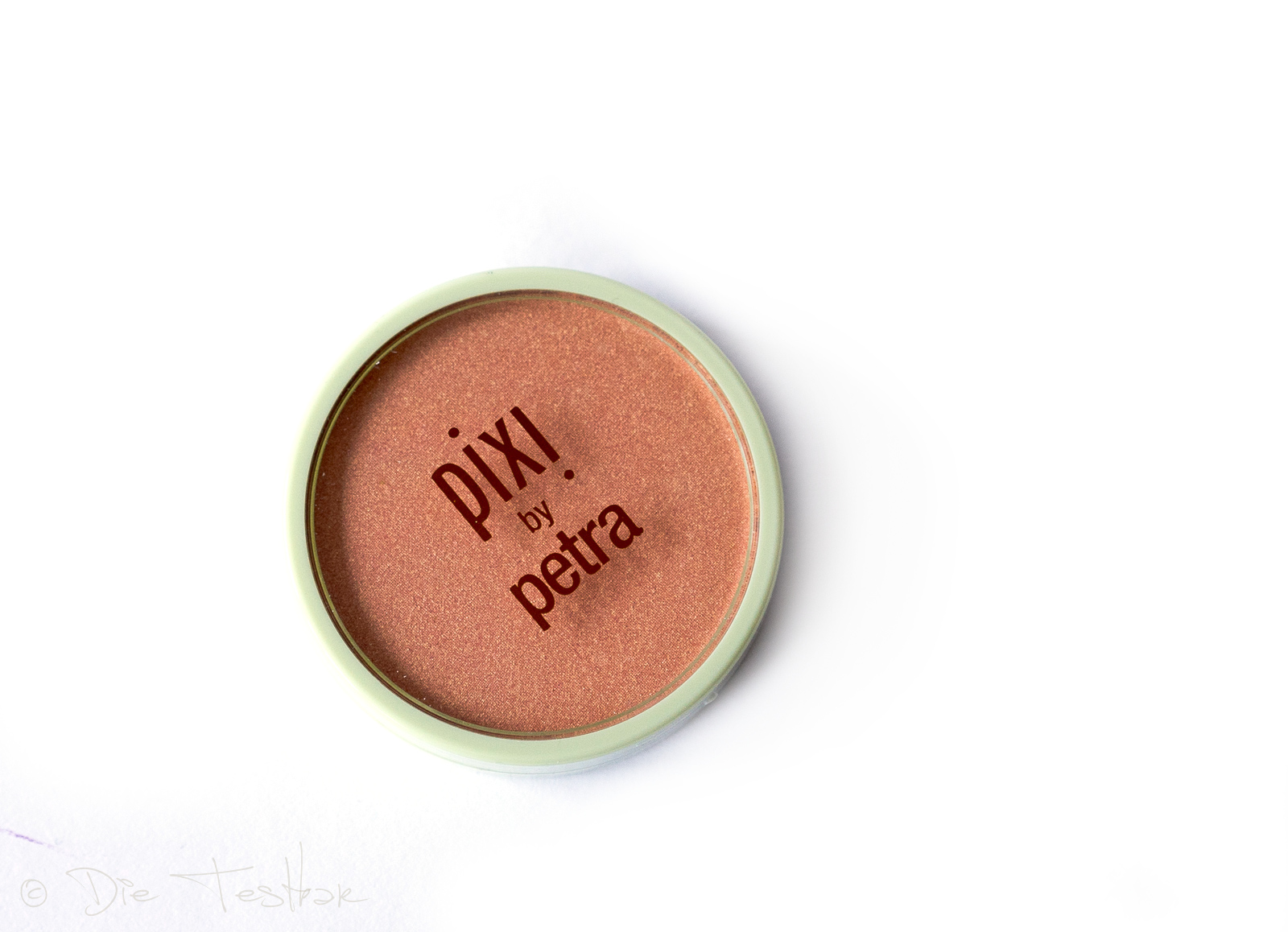 Glow-y Powder Highlighter