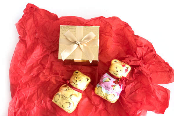 Lindt TEDDY und TEDDY MÄDCHEN 