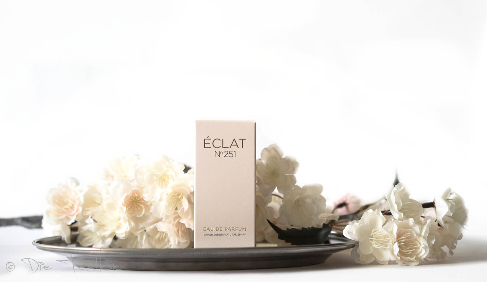 Hochwertige Duftzwillinge zu günstigen Preisen und Make-up-Pinselset von ÉCLAT 1