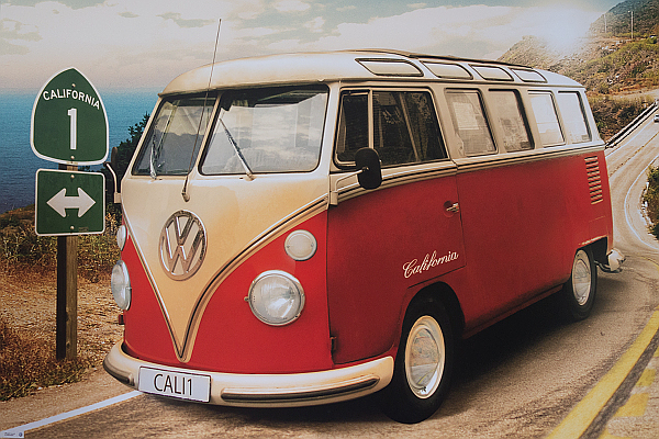 VW Bulli im Retro-Design