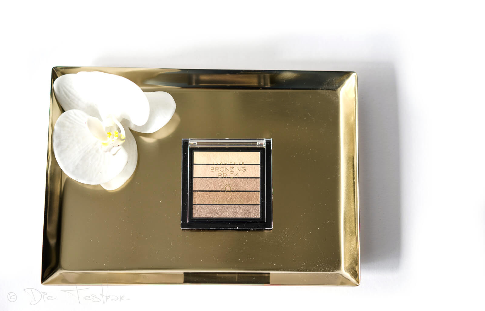 Avon True BRONZE & GLOW Palette