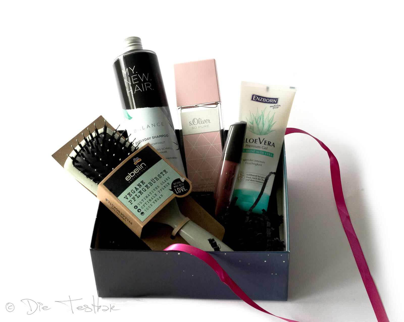 DIE PINK BOX im März 2021 – Pink Box The Future is Female 2021