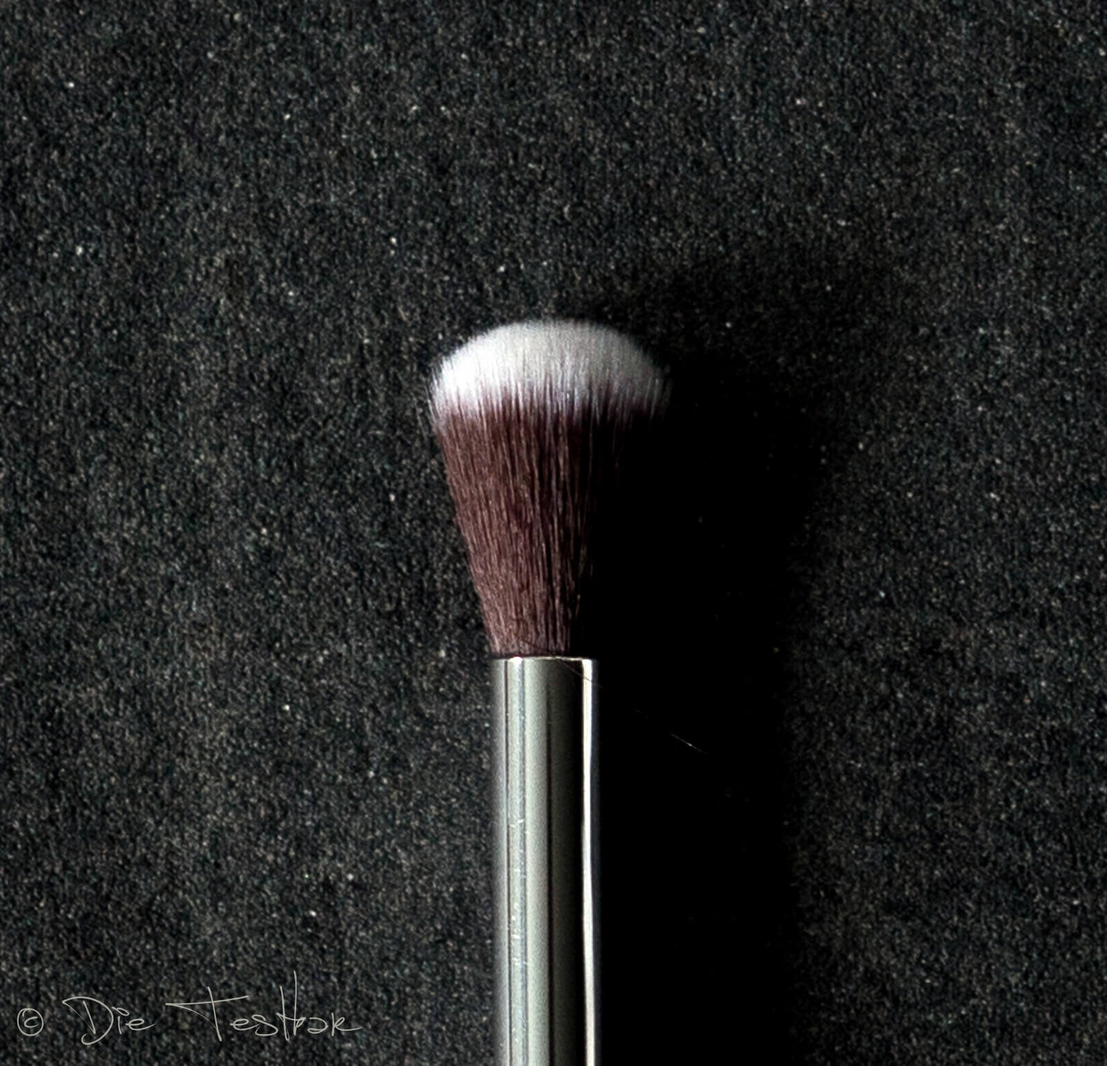 Für eine schöne Grundierung - Make-up Schwämme- Pinsel, Puder, Foundation und mehr von makeupcoach 30