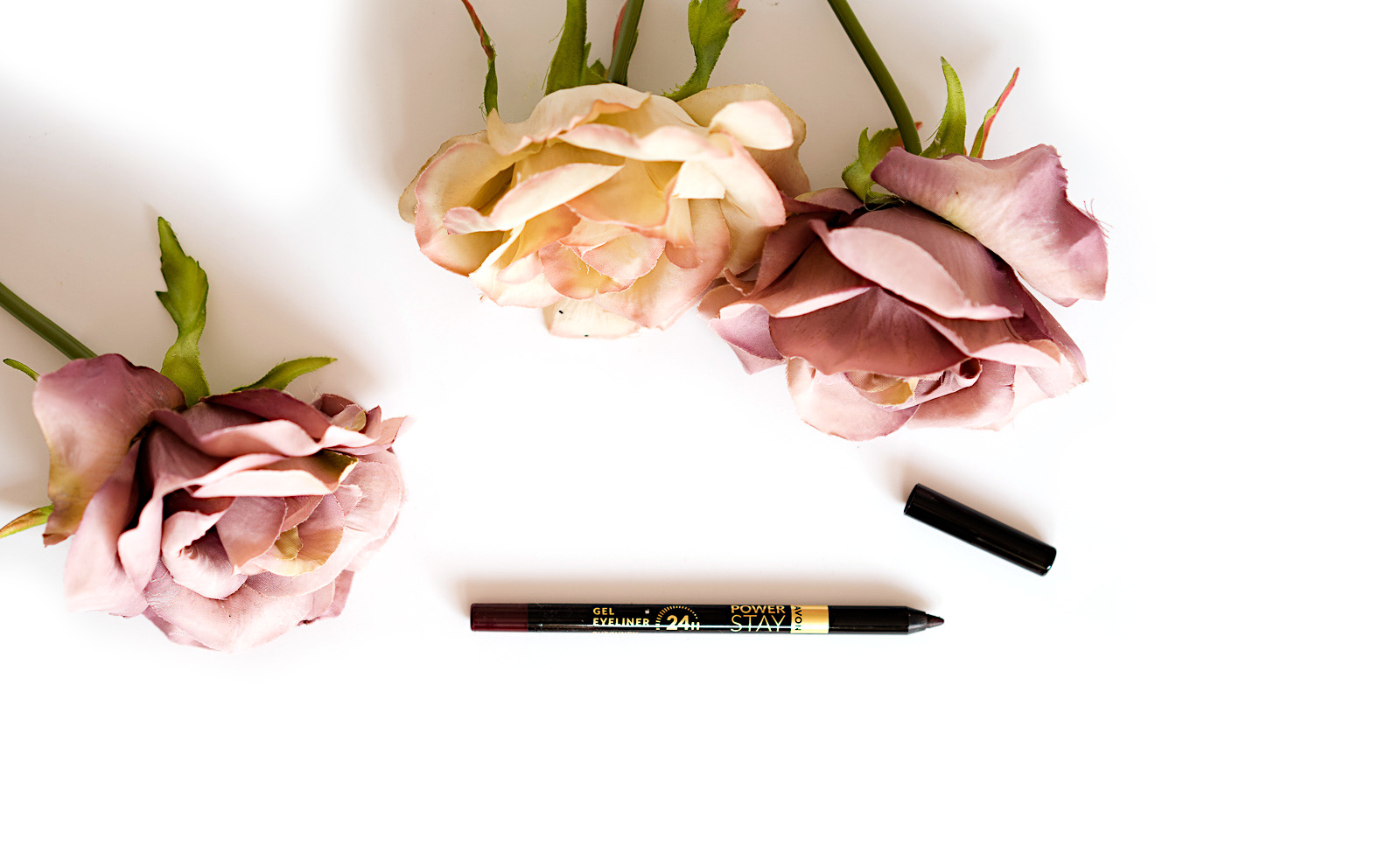 Review – Dekorative Kosmetik & Highlights von Avon 21