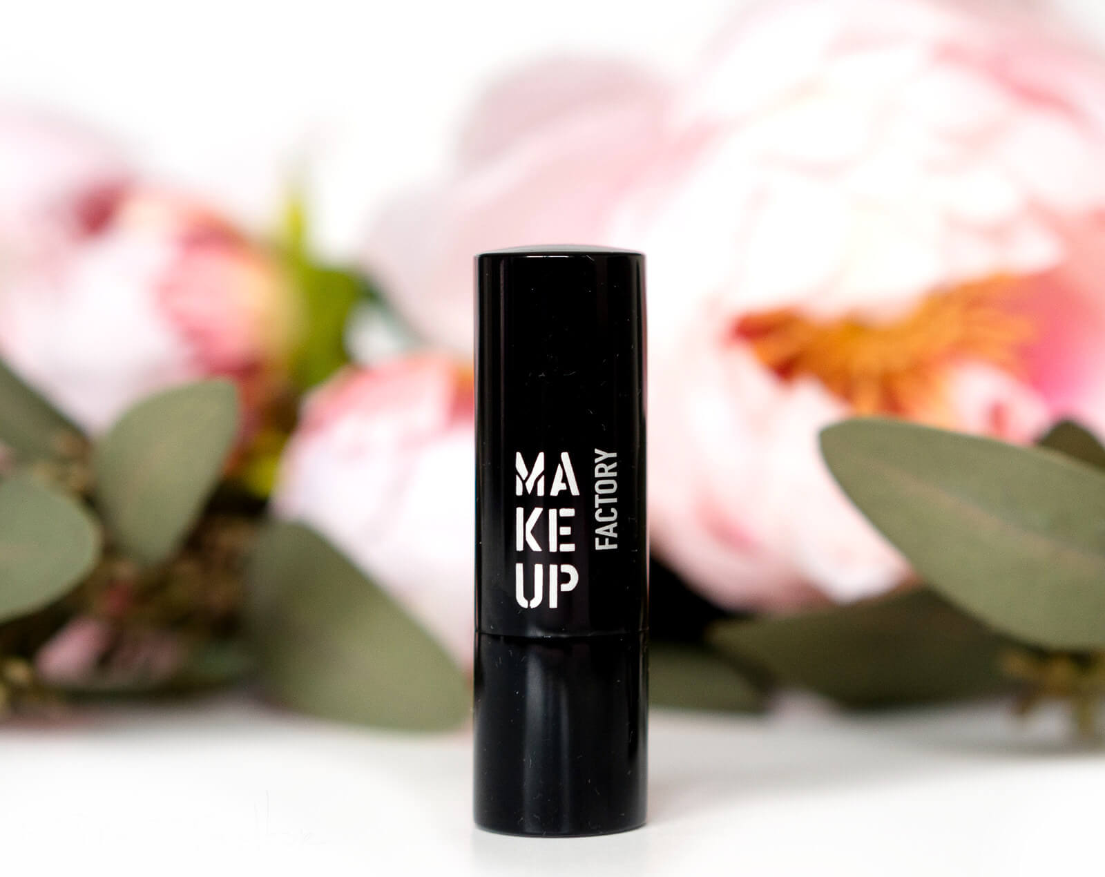 Review - Make-up Trend Look Herbst/Winter - BE THE REBEL von Make up Factory 78