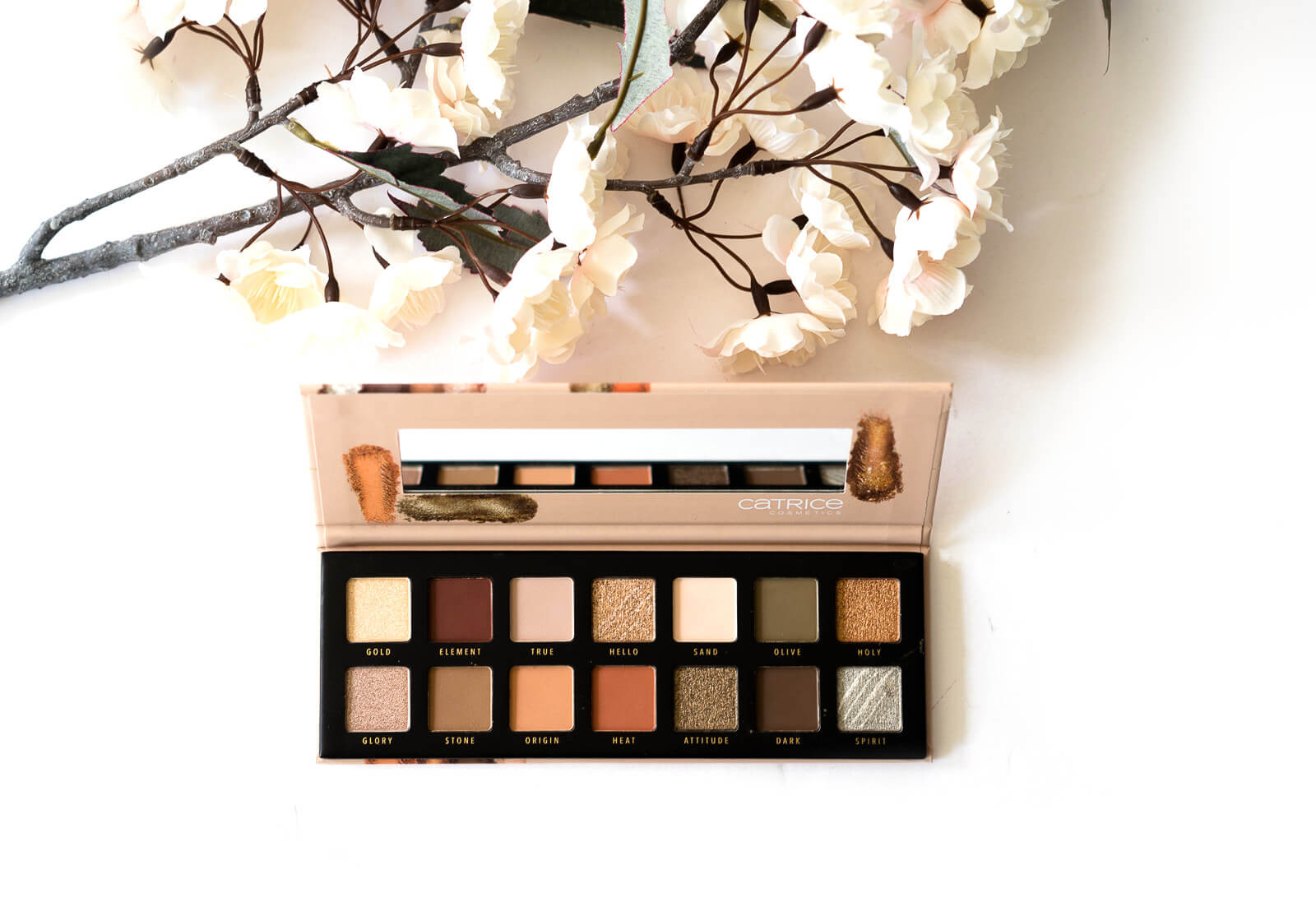 Review - Catrice Pro Slim Eyeshadow Palette 7